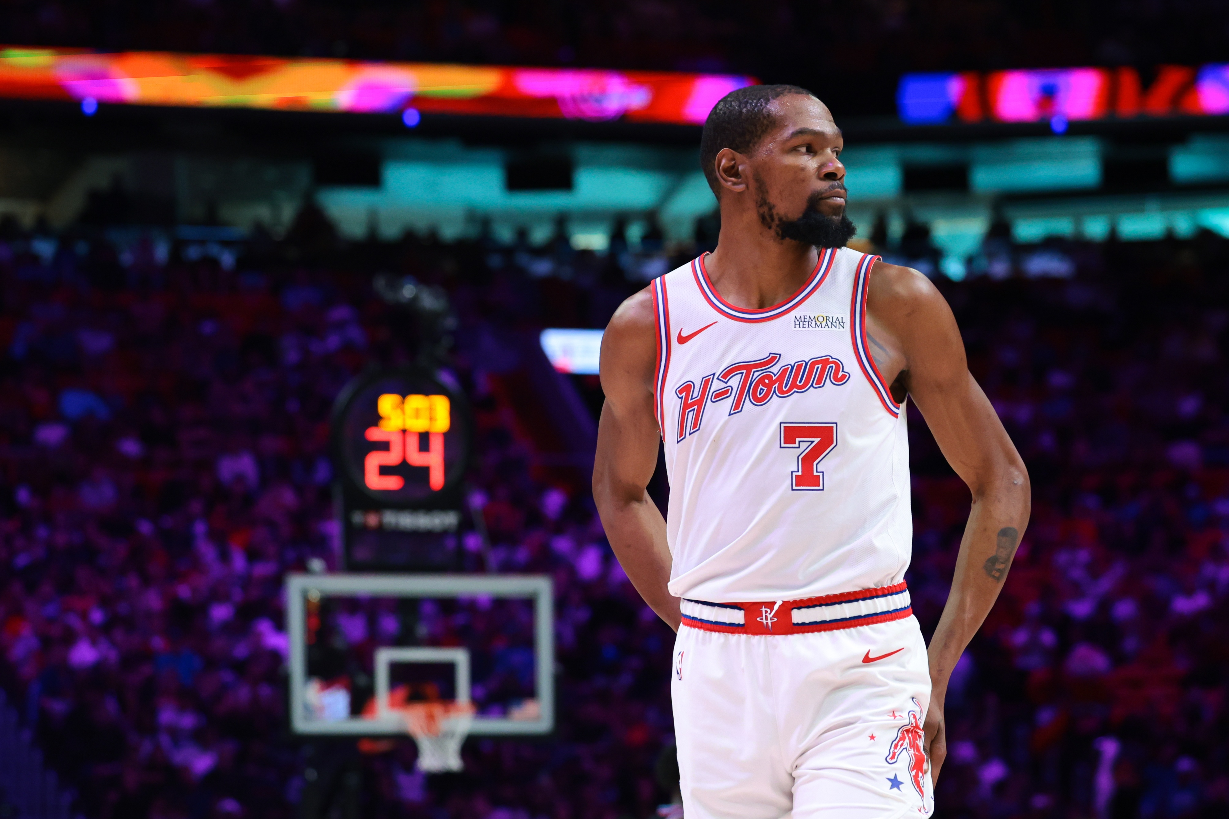 惨败受背靠背影响？杜兰特：我们拿钱就是干这个的 根本不是理由